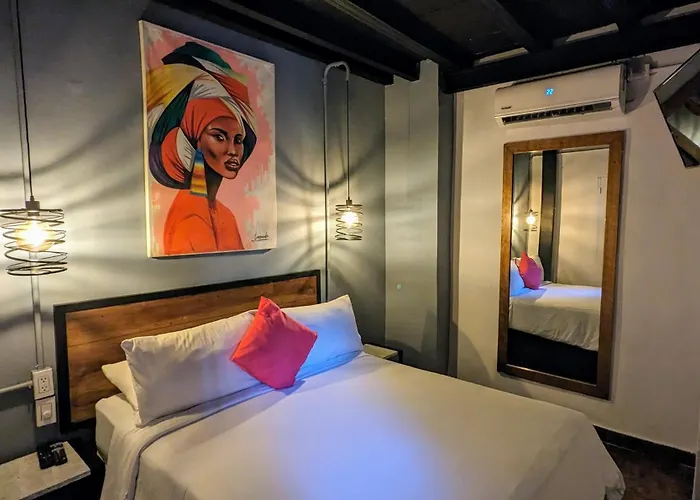 Maloka Boutique Hostel (Adults Only)